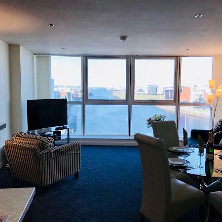 Luxury 2 Bedroom Apartment In Prime City Location Belfast Ngoại thất bức ảnh