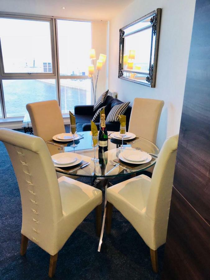 Luxury 2 Bedroom Apartment In Prime City Location Belfast Ngoại thất bức ảnh